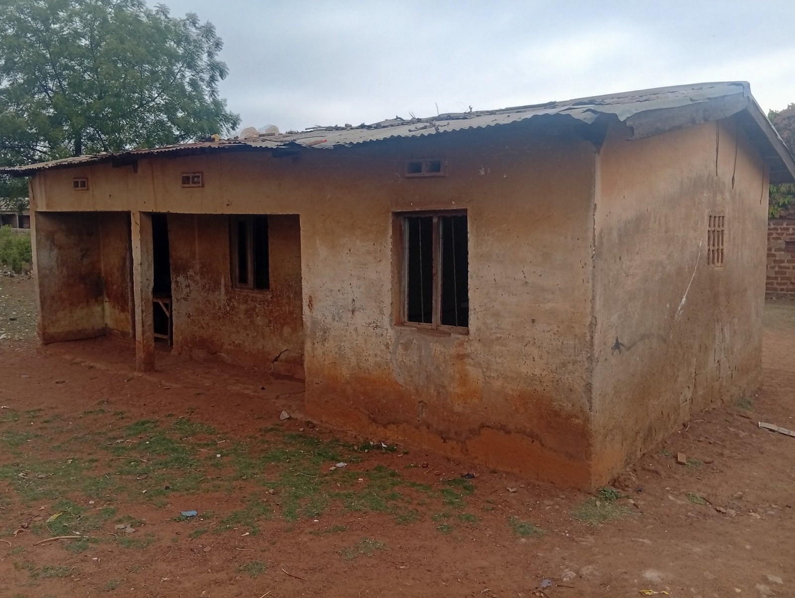 KARAMOKO LACINA DE GUIEMBÉ