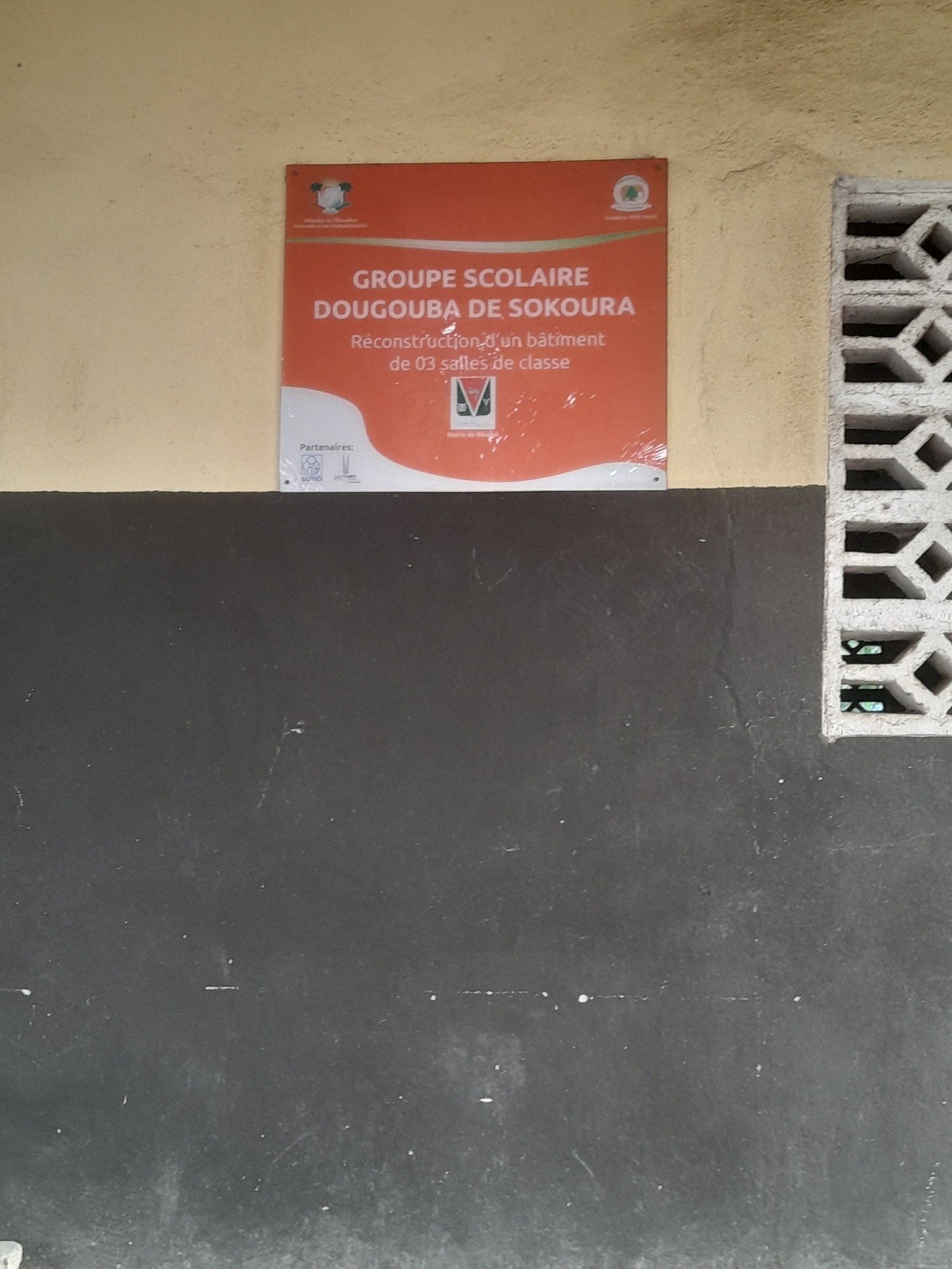 DOUGOUBA C :PROJET UNE ECOLE UN CENTRE ALPHA
